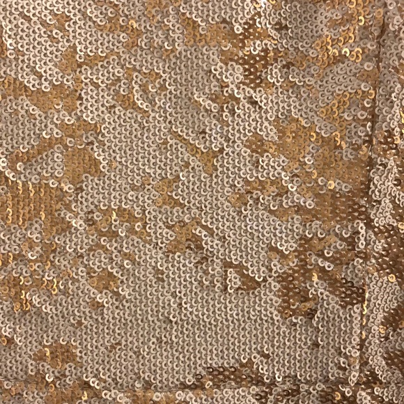 White & Gold sequined dress - Picture 3 of 7